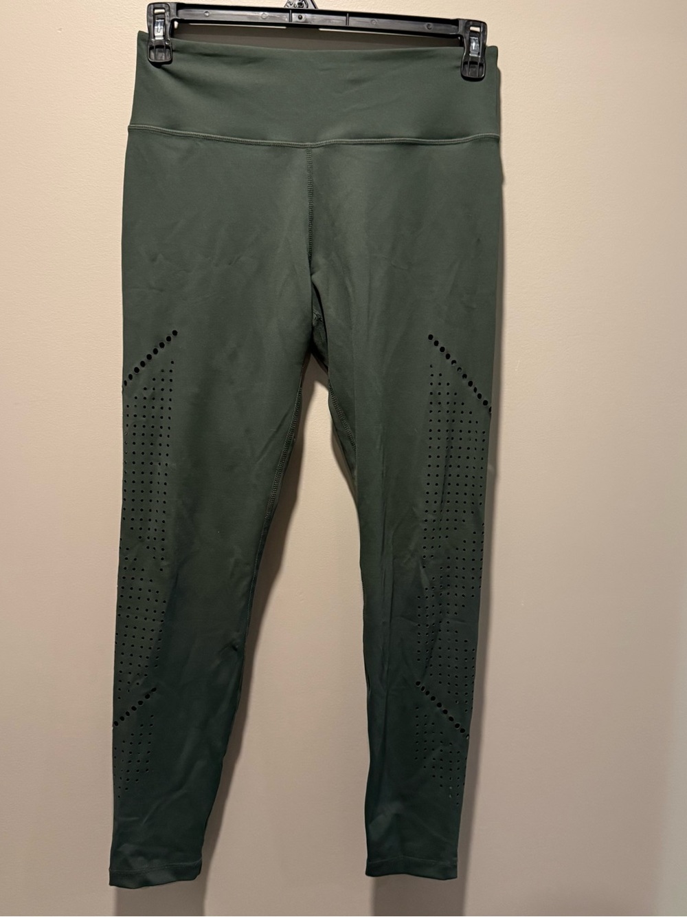 Senita Athletics Olive Green High-Waist Leggings